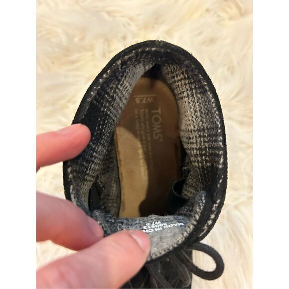 Toms lace up suede booties wedge size 7.5 round toe GUC - Picture 7 of 9